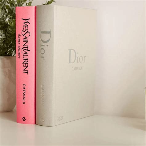 libro catwalk dior